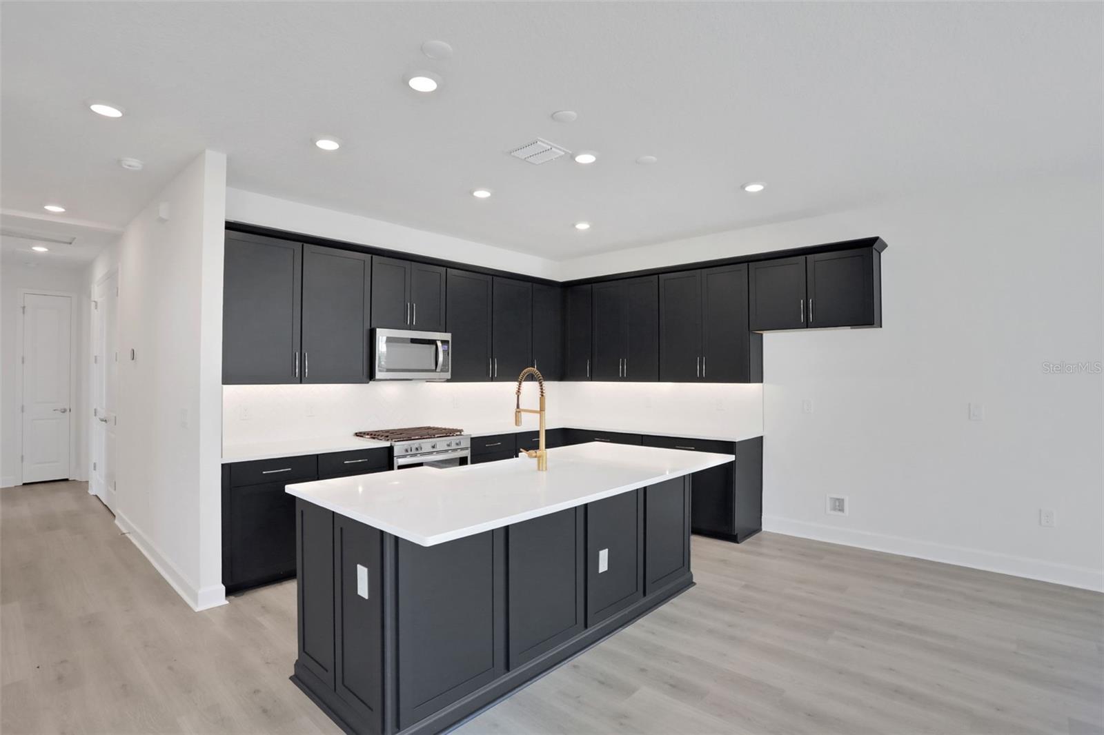 BUNGALOW WALK LAKEWOOD RANCH NEIGHBORHOOD - Residential