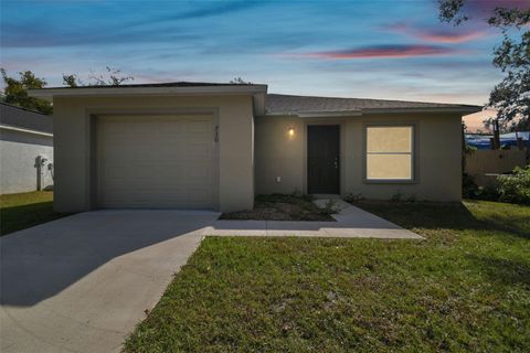 A home in LAKELAND