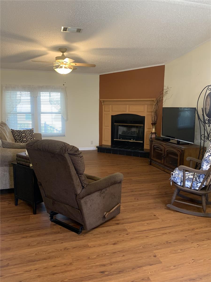 8127 FORTUNE HUNTER DRIVE