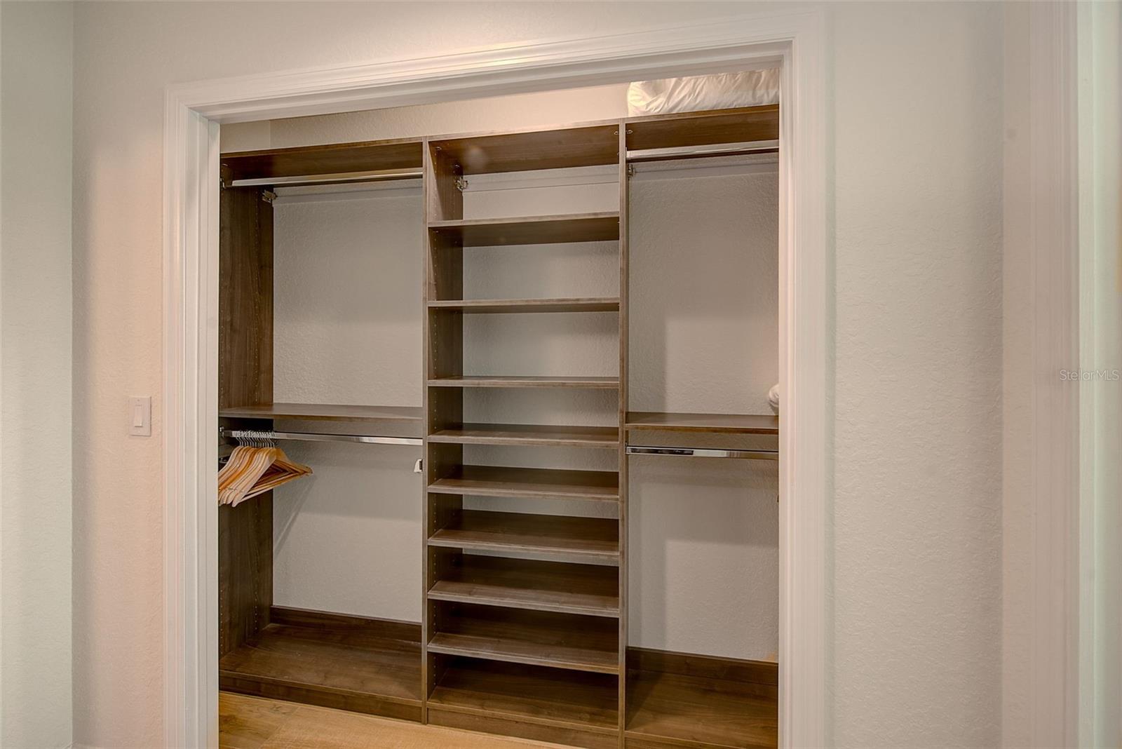 ANCHORAGE THE CONDO - Residential