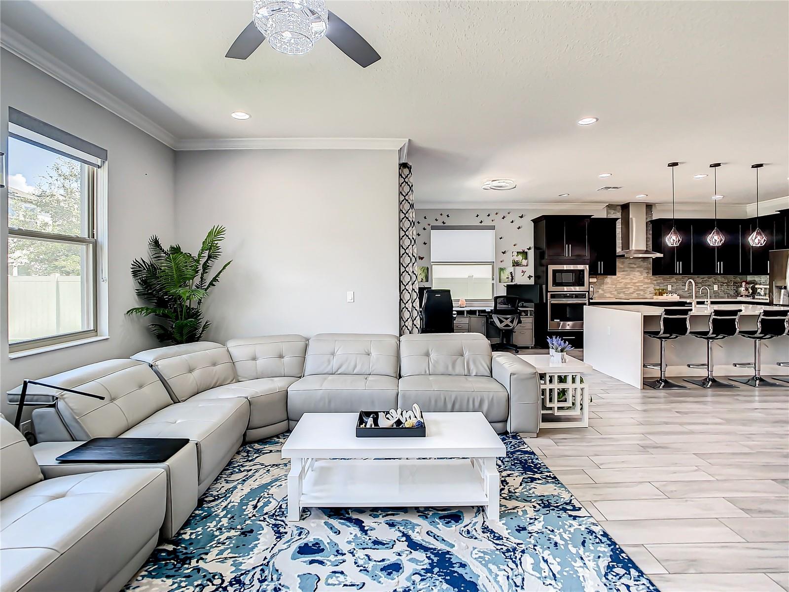 HIDEAWAY COVE AT OVIEDO PH 1 - Residential Lease