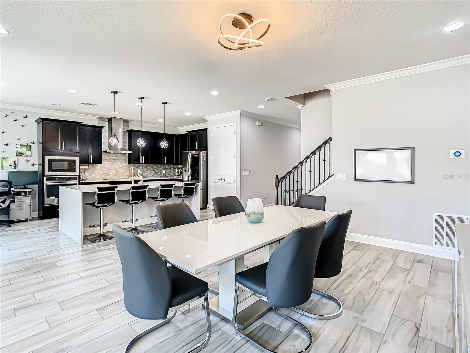 HIDEAWAY COVE AT OVIEDO PH 1 - Residential Lease