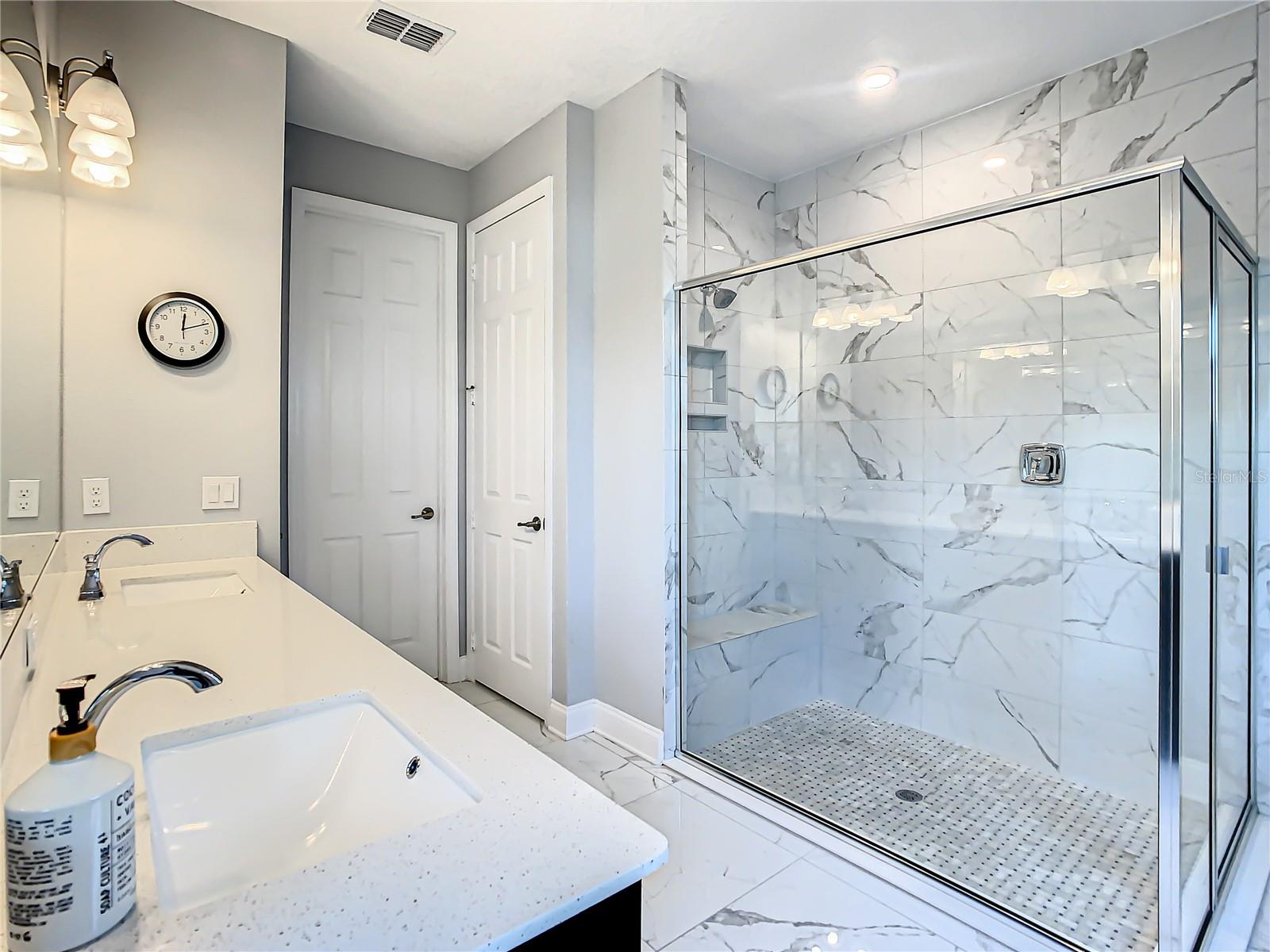 HIDEAWAY COVE AT OVIEDO PH 1 - Residential Lease