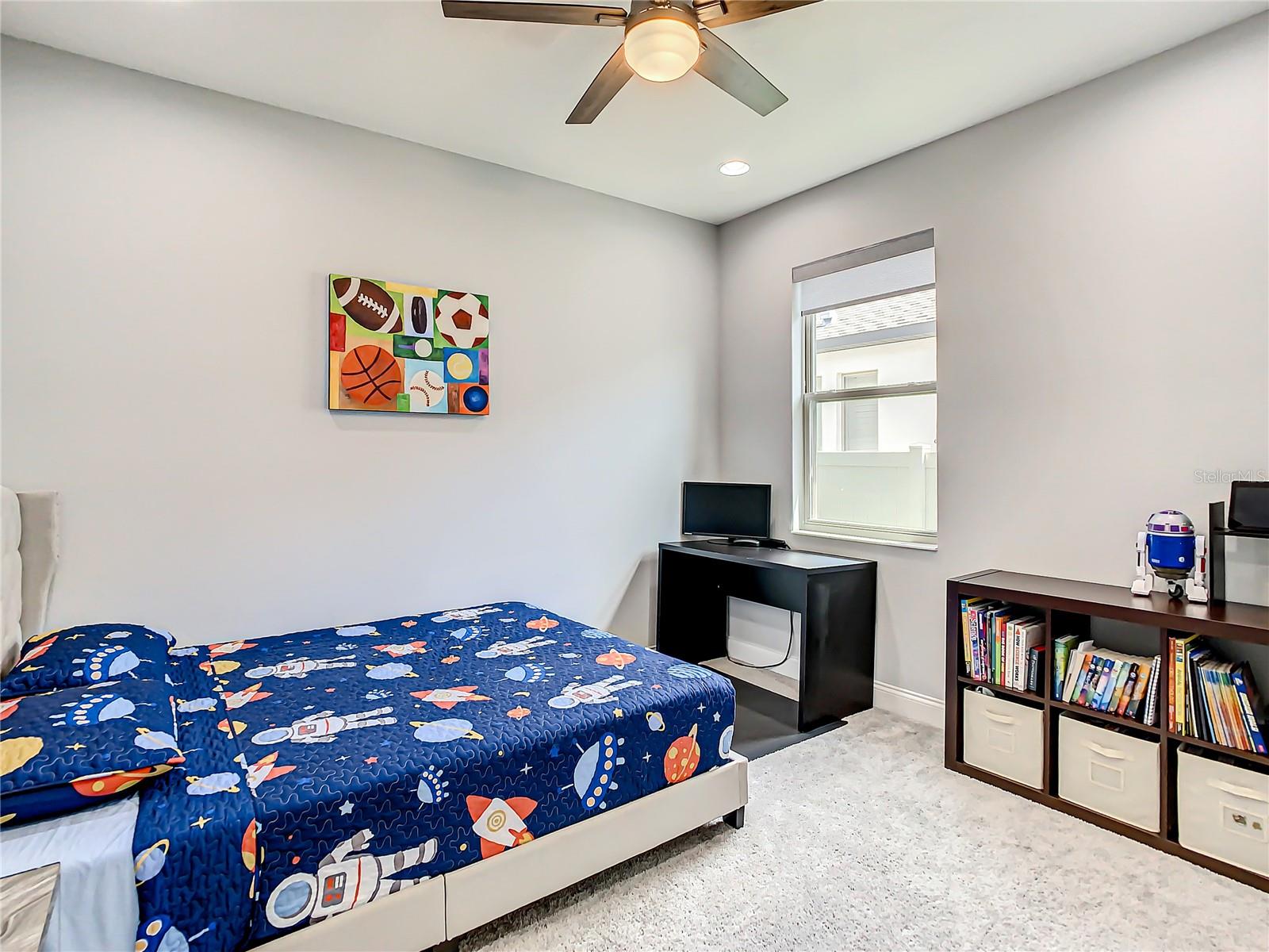 HIDEAWAY COVE AT OVIEDO PH 1 - Residential Lease