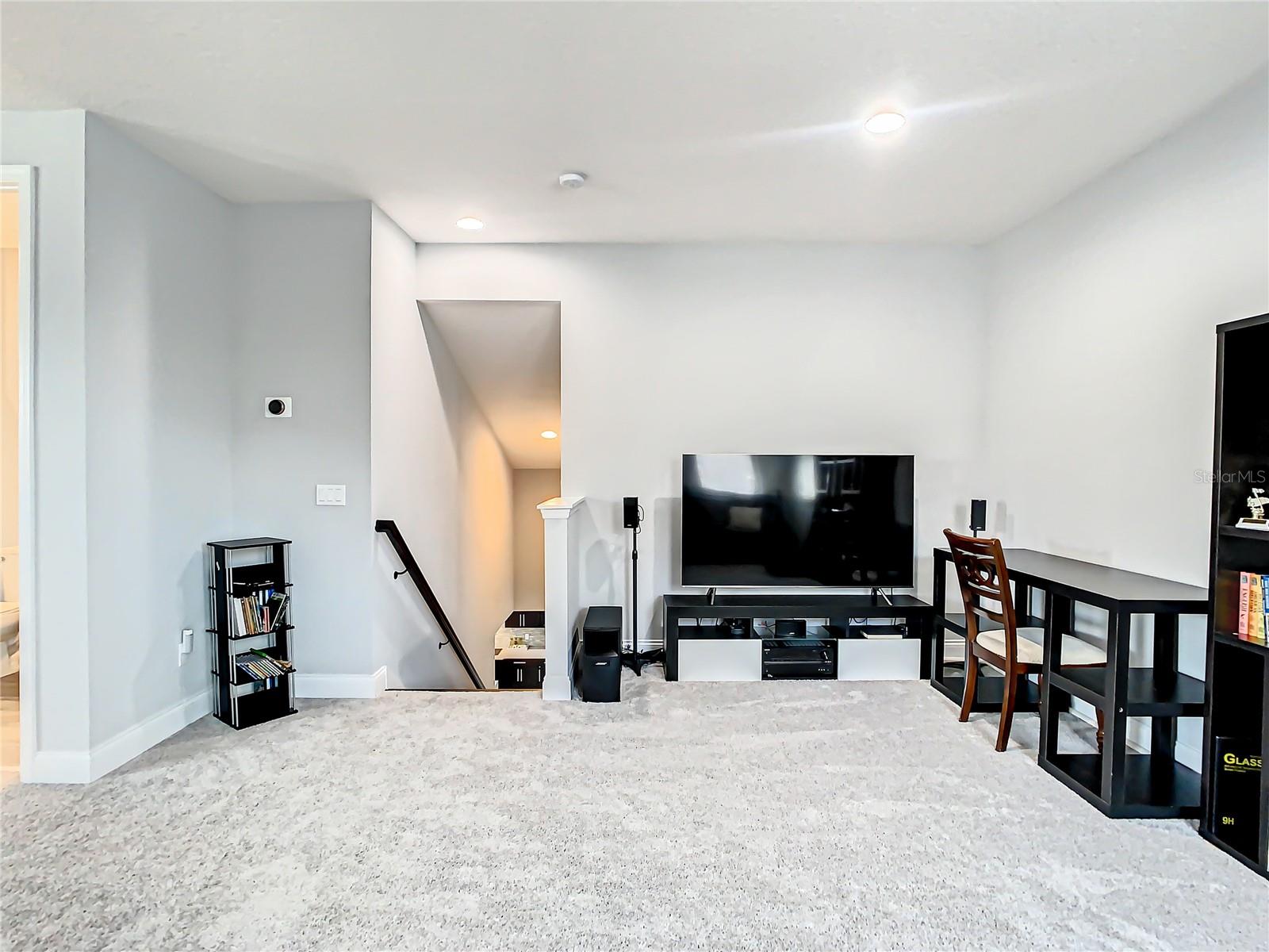 HIDEAWAY COVE AT OVIEDO PH 1 - Residential Lease