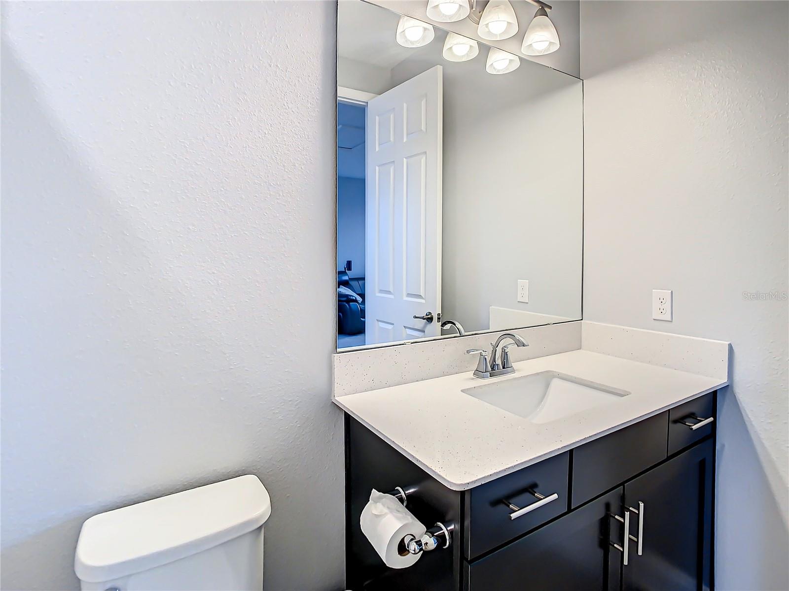 HIDEAWAY COVE AT OVIEDO PH 1 - Residential Lease