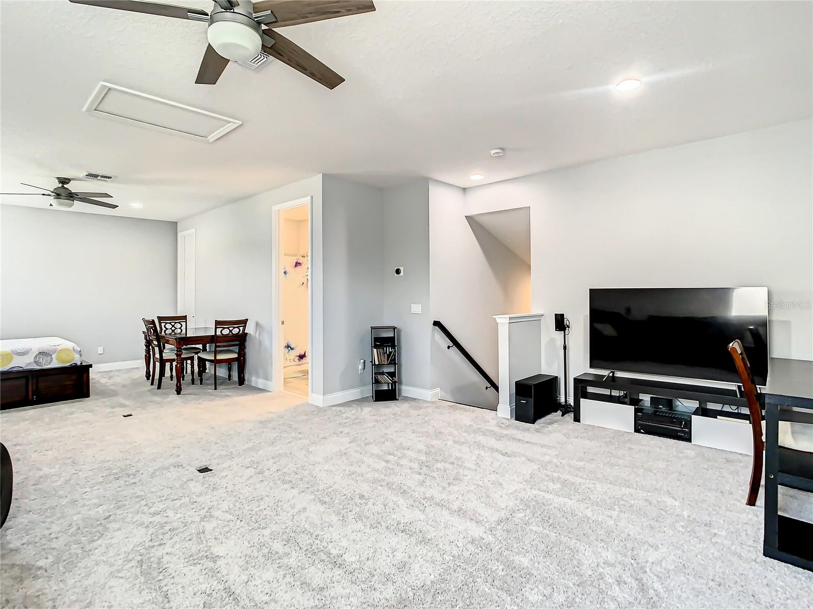 HIDEAWAY COVE AT OVIEDO PH 1 - Residential Lease