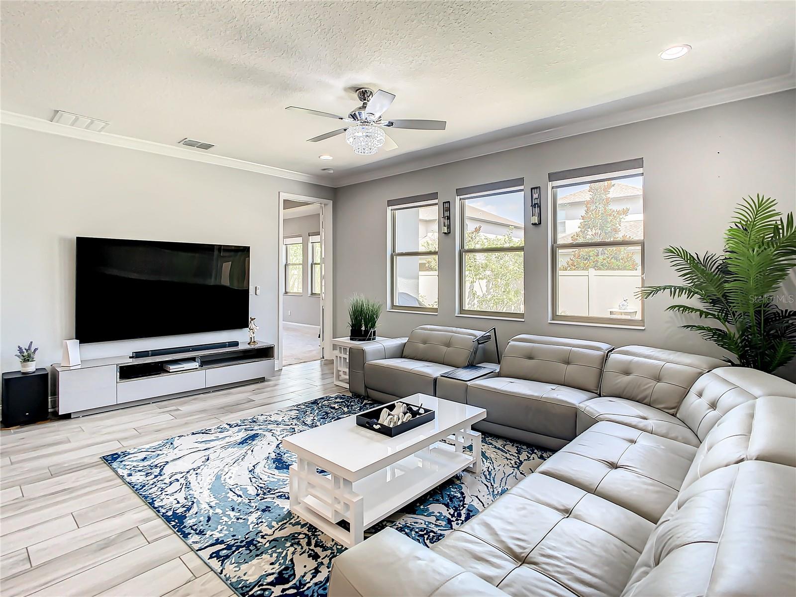 HIDEAWAY COVE AT OVIEDO PH 1 - Residential Lease