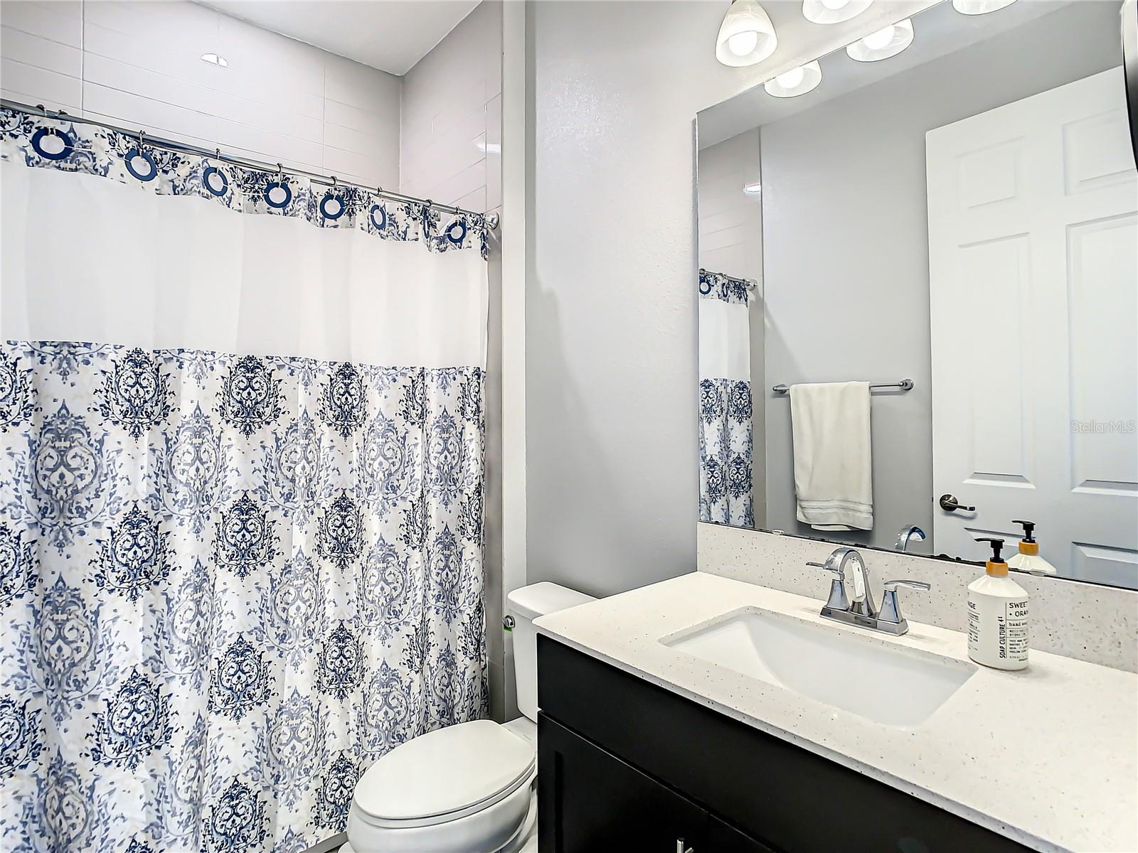 HIDEAWAY COVE AT OVIEDO PH 1 - Residential Lease