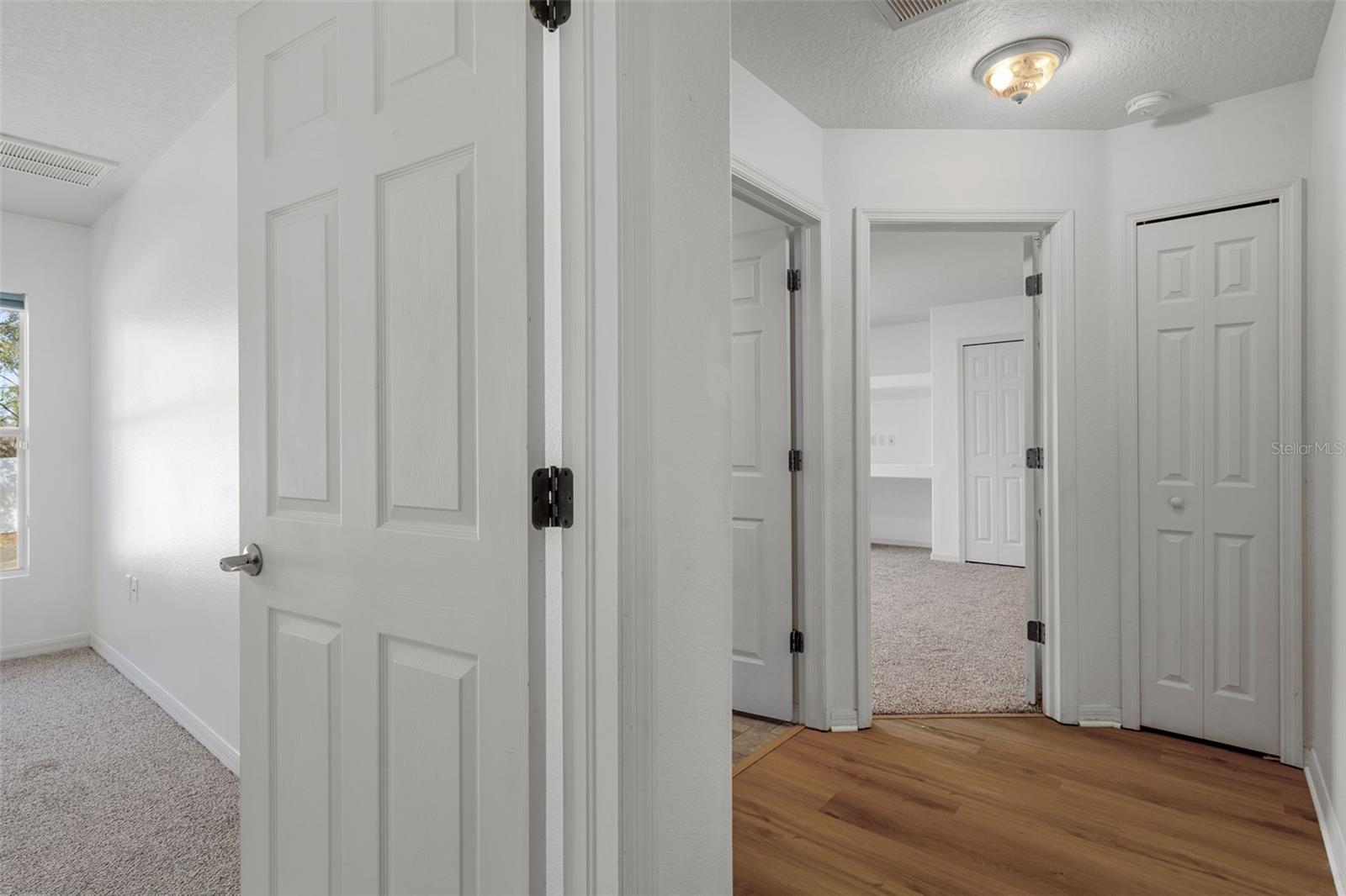 ROYAL HIGHLANDS - Residential