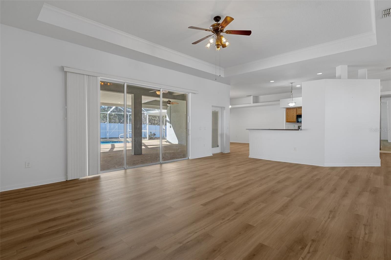 ROYAL HIGHLANDS - Residential