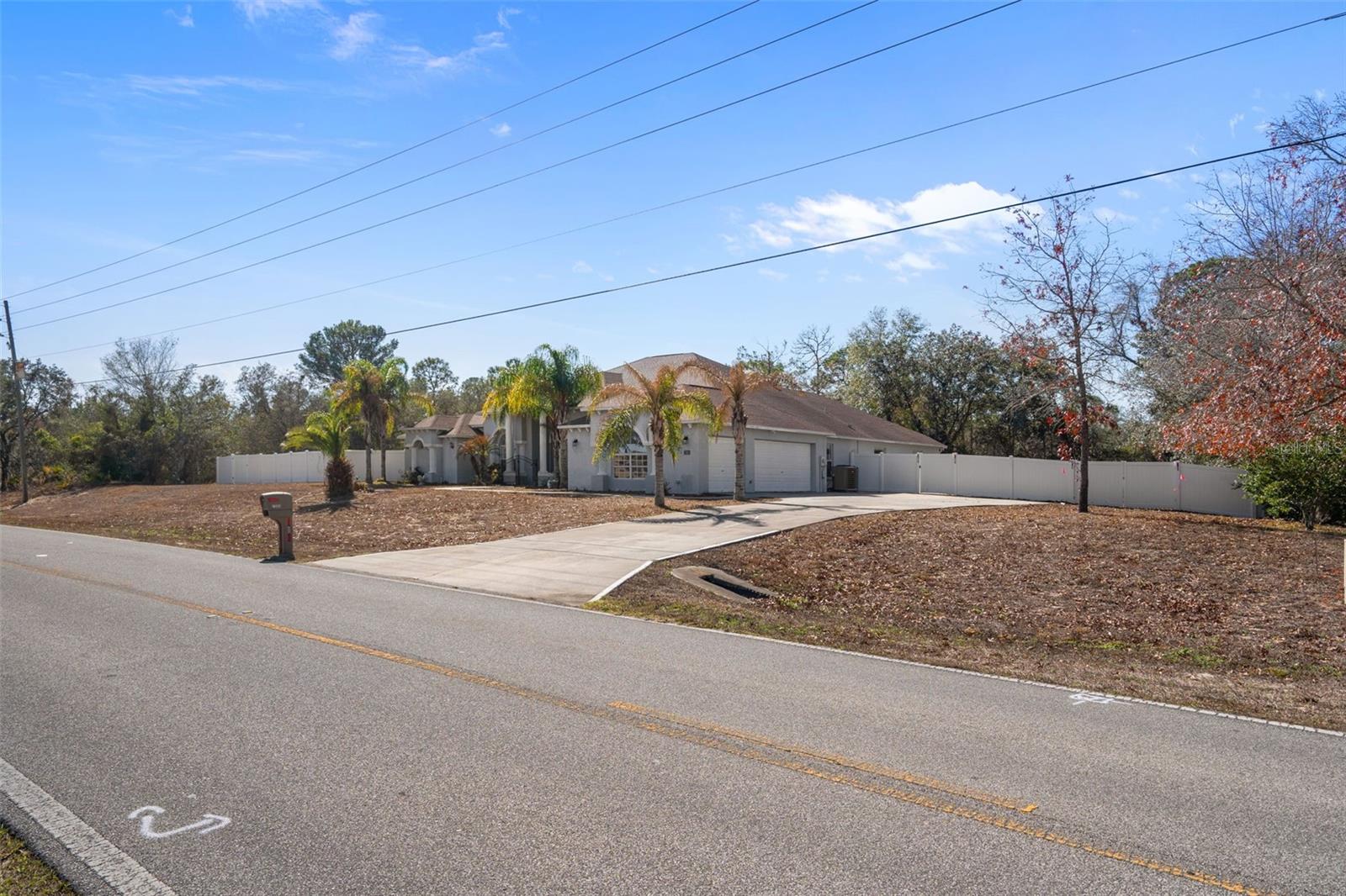 ROYAL HIGHLANDS - Residential