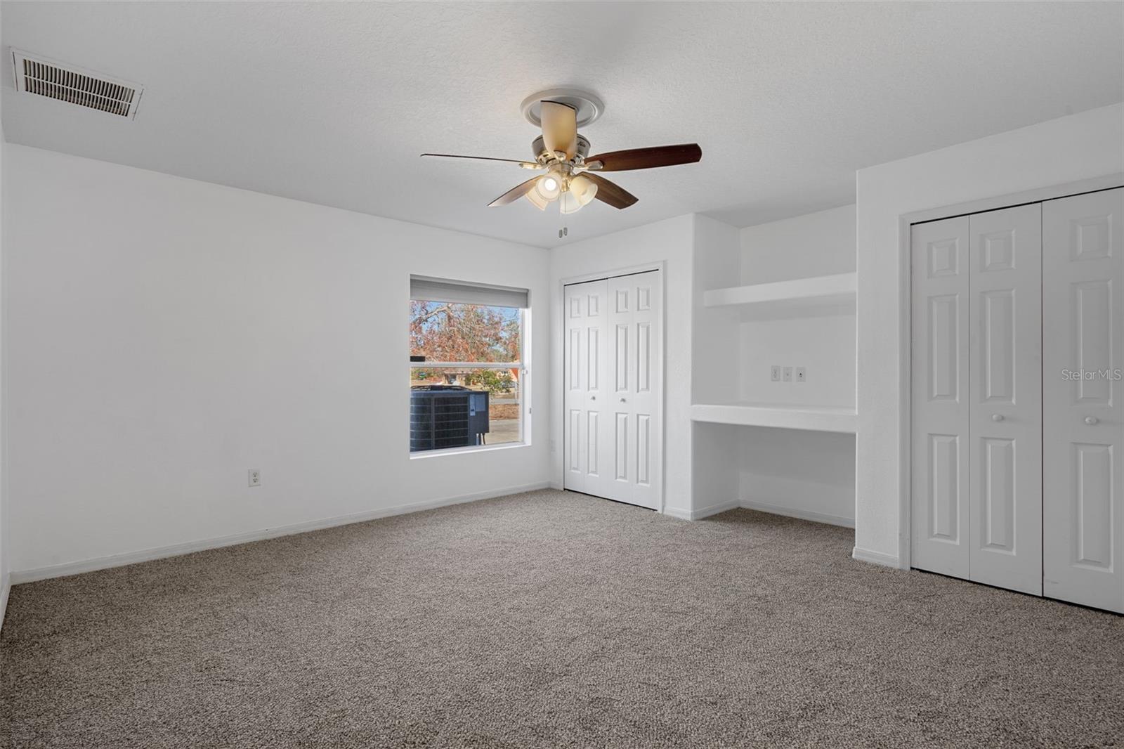 ROYAL HIGHLANDS - Residential