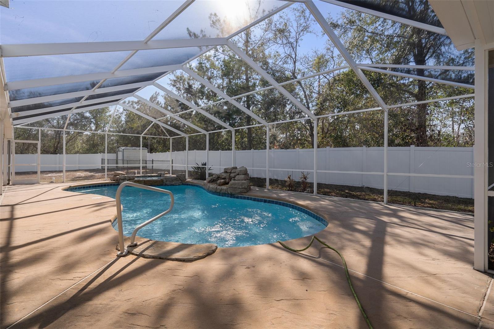 ROYAL HIGHLANDS - Residential