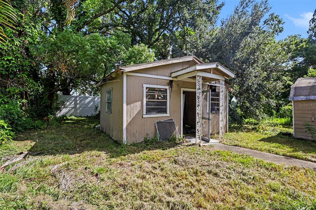 Photo of 2603 W Henry Avenue, Tampa, FL 33614 (MLS # TB8540737)