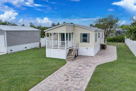 3018 BAYBERRY AVENUE PUNTA GORDA FL 33950