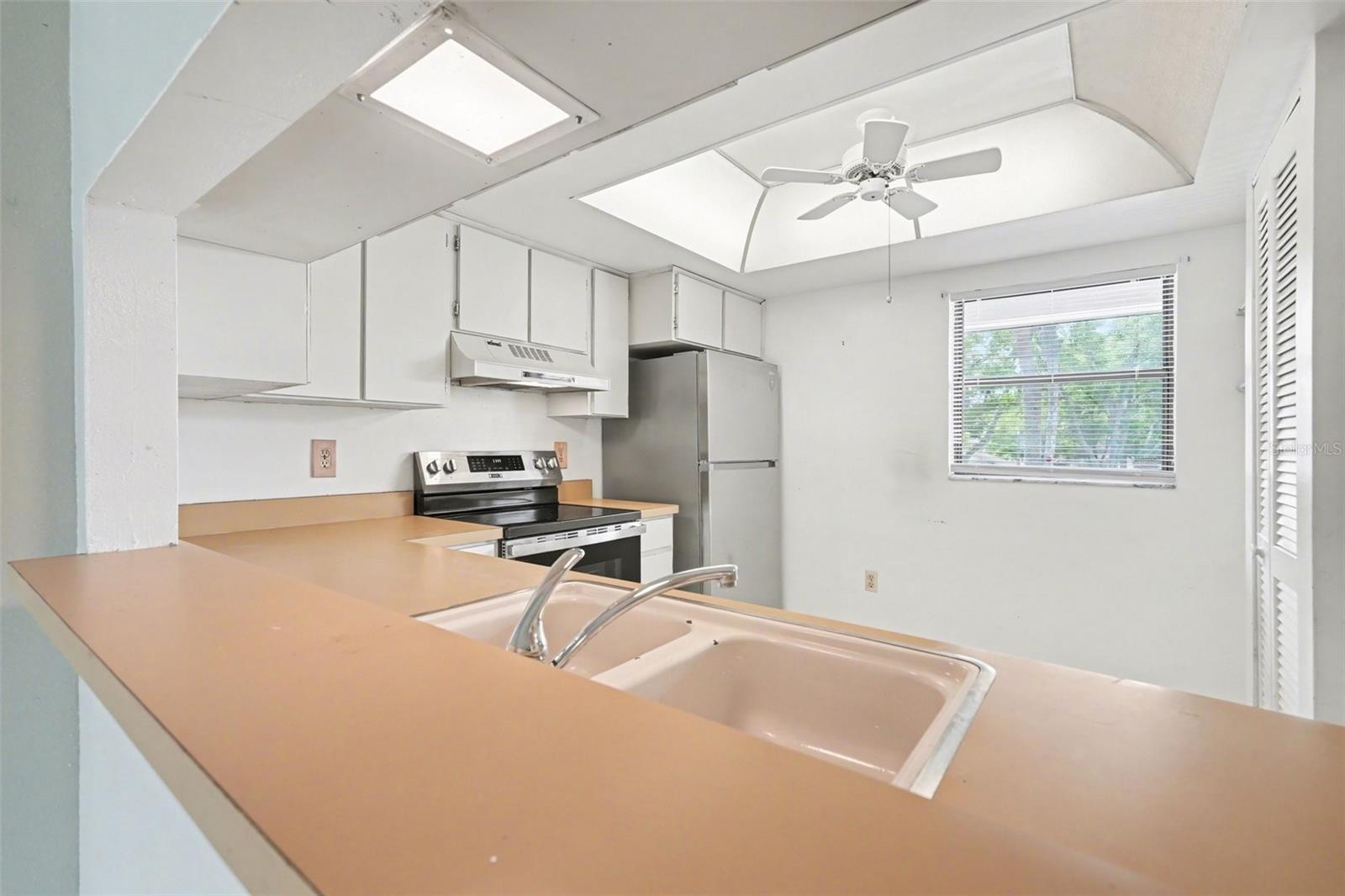 2650 COUNTRYSIDE BOULEVARD E 204