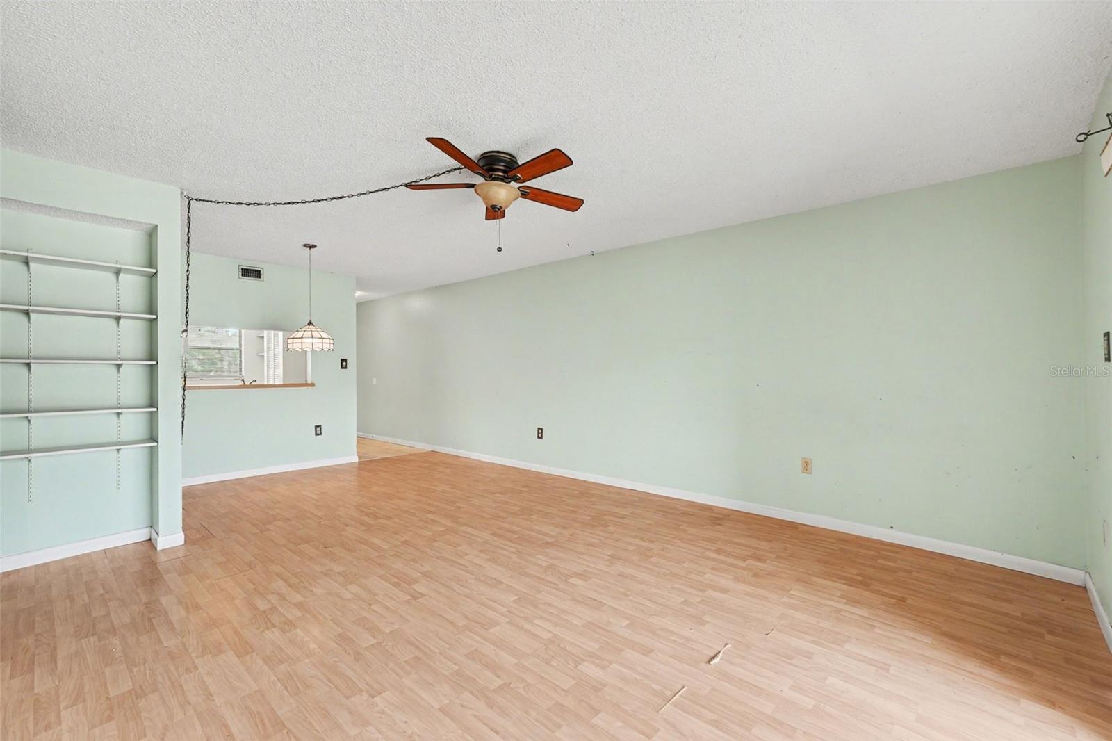 2650 COUNTRYSIDE BOULEVARD E 204