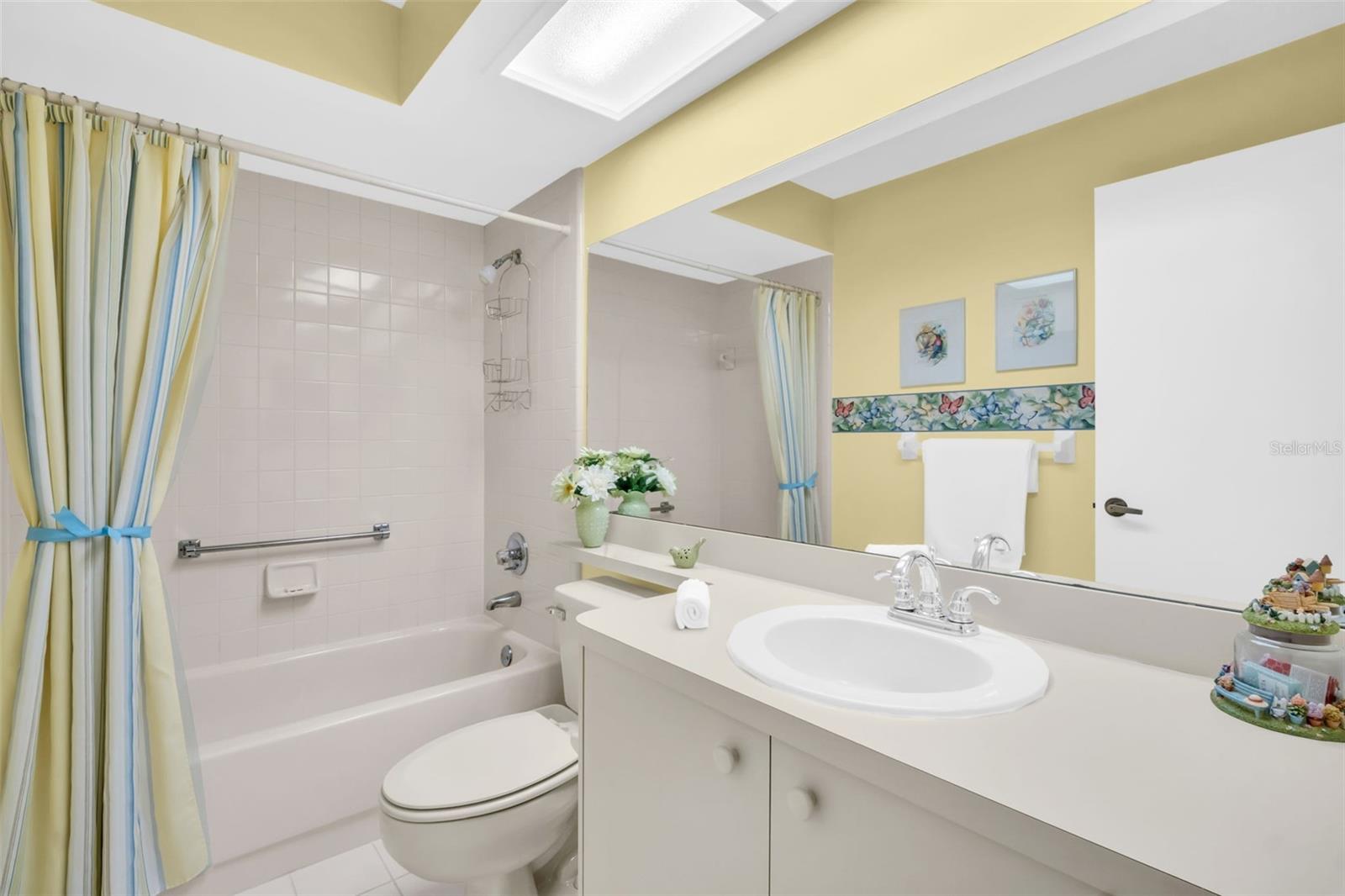 HIGHLAND LAKES NATURE'S COVE - Residential