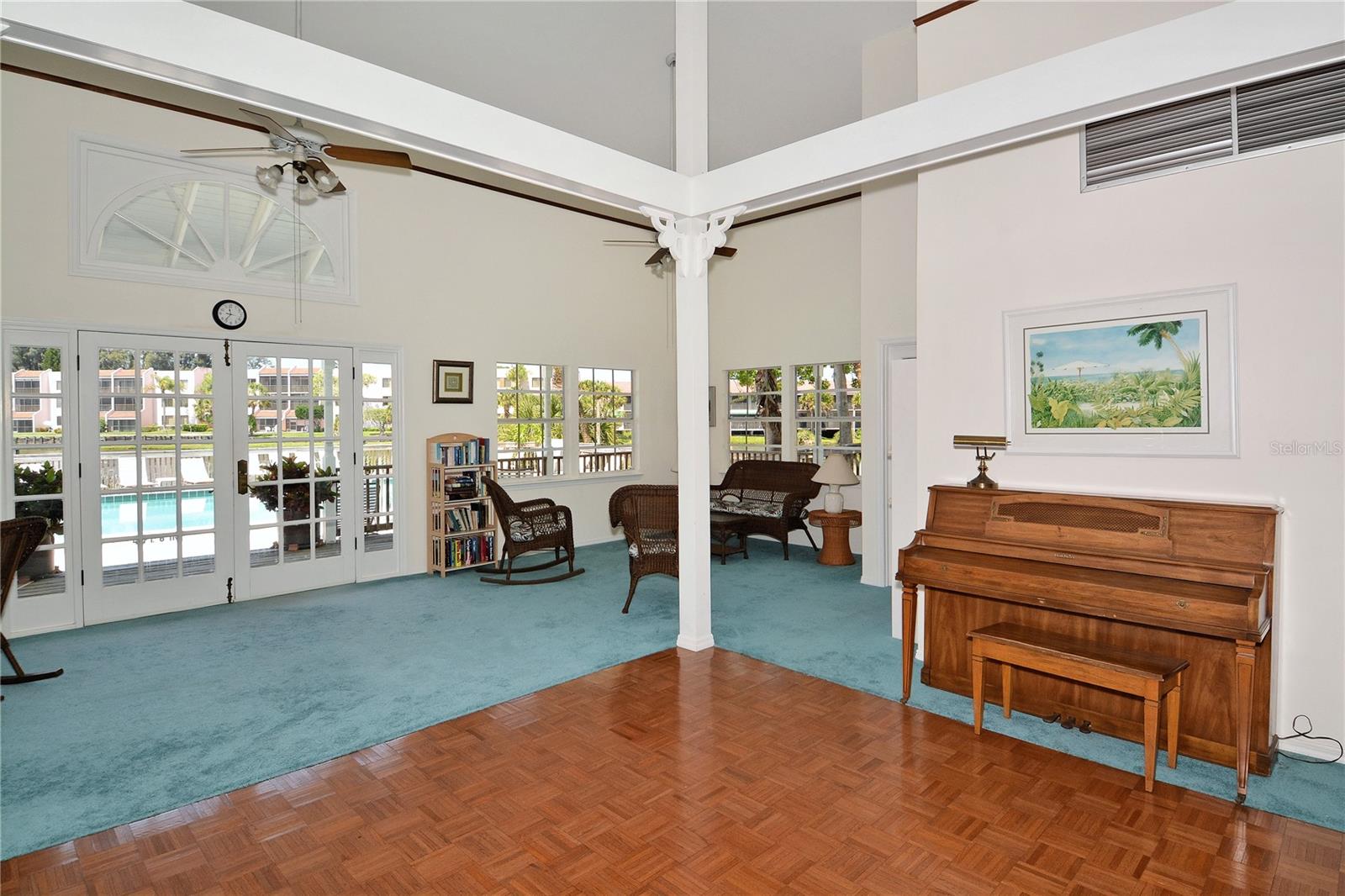 LAKE ARROWHEAD - Residential