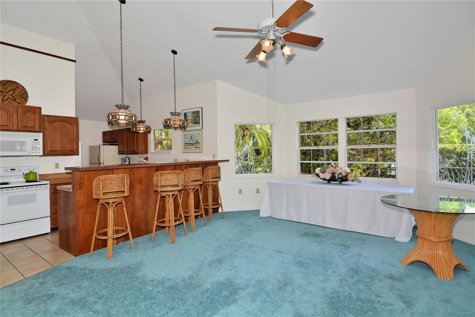 LAKE ARROWHEAD - Residential