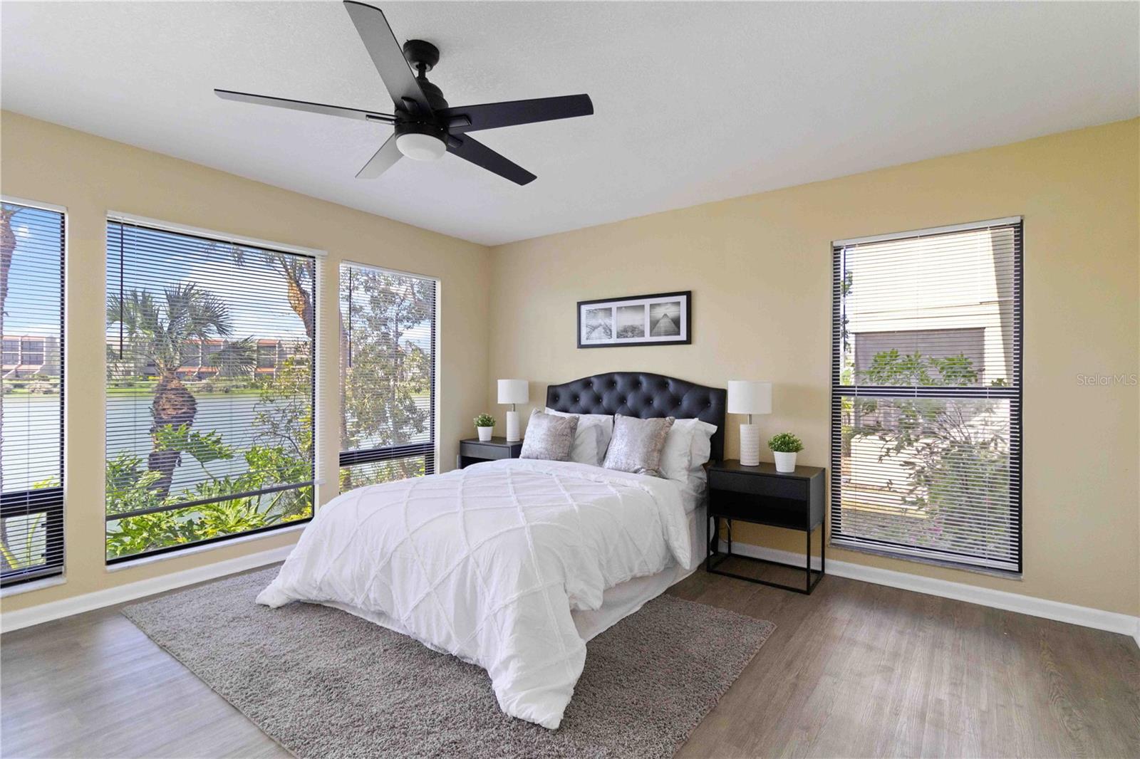 LAKE ARROWHEAD - Residential