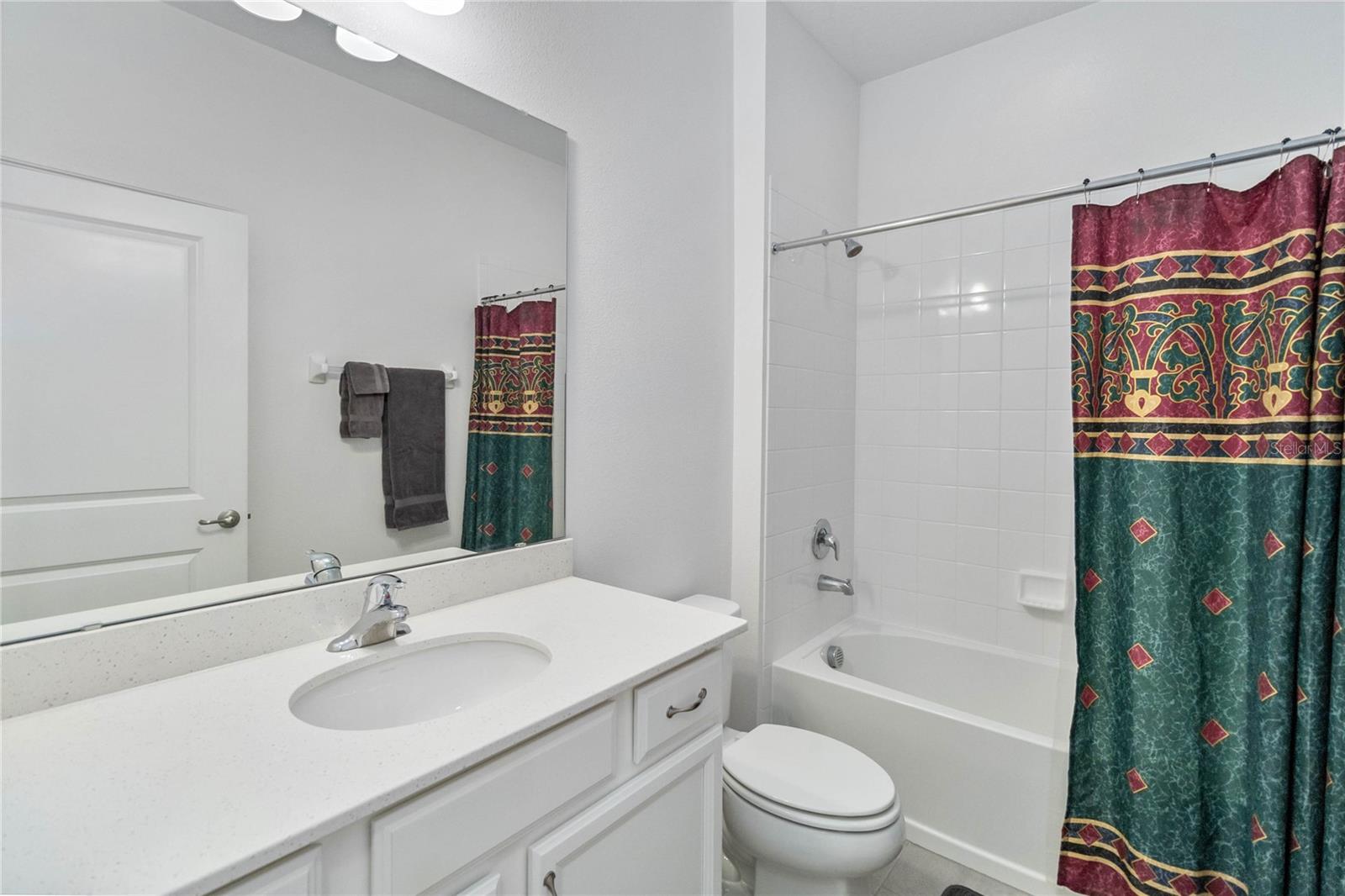 GOLDEN RDG - Residential
