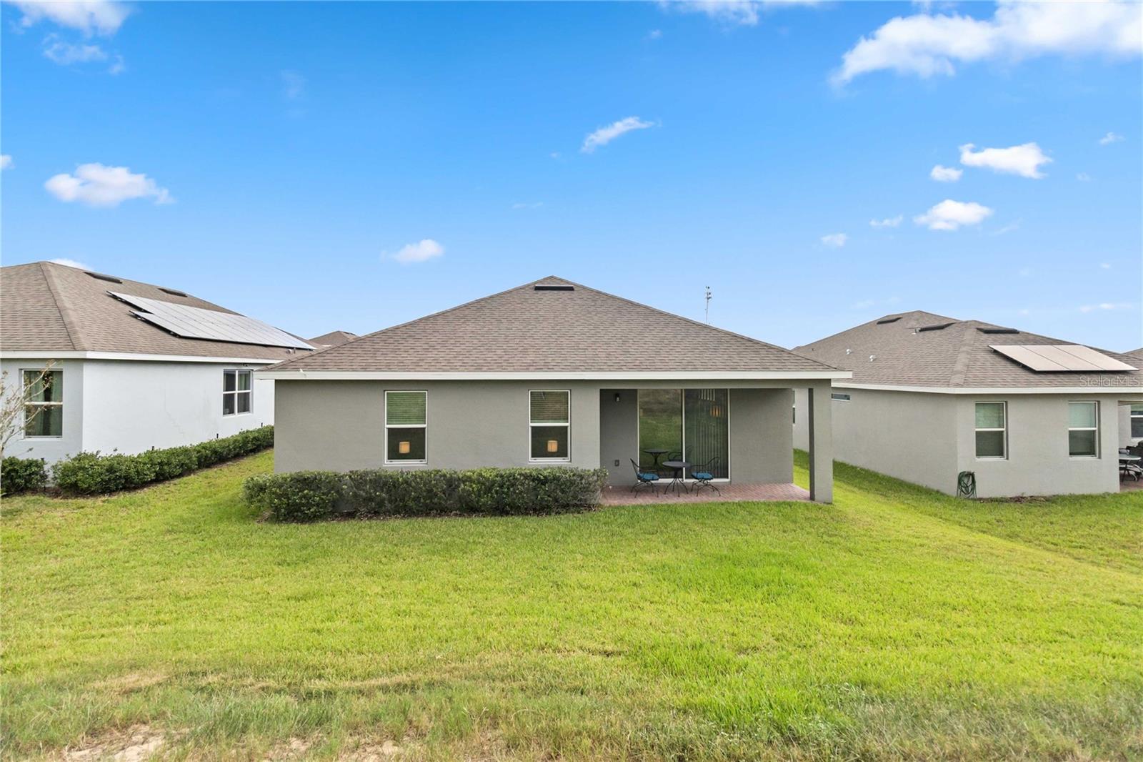 GOLDEN RDG - Residential