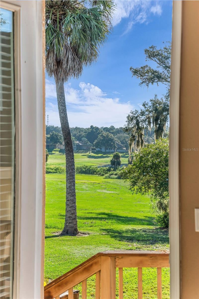 1036 LINKSIDE COURT