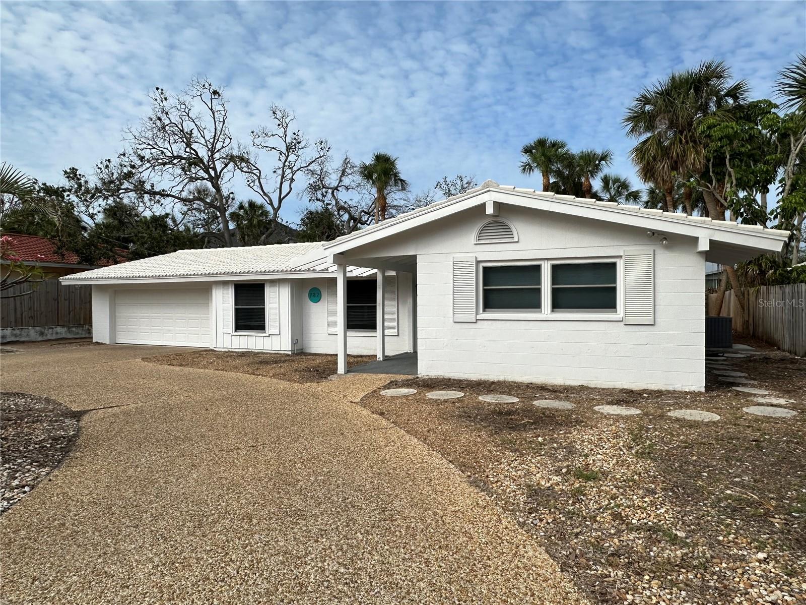 782 BIRDSONG LANE