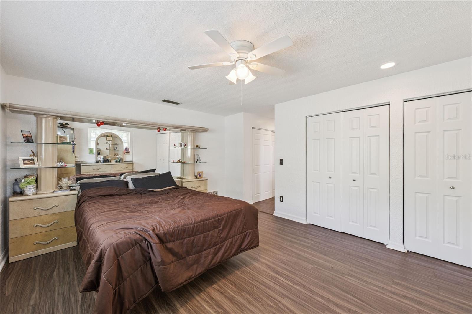 DELTONA LAKES UNIT 07 - Residential