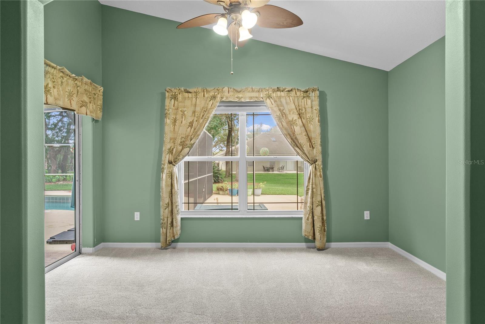 EAST LAKE RESV NARCOOSSEE UNIT 01 - Residential