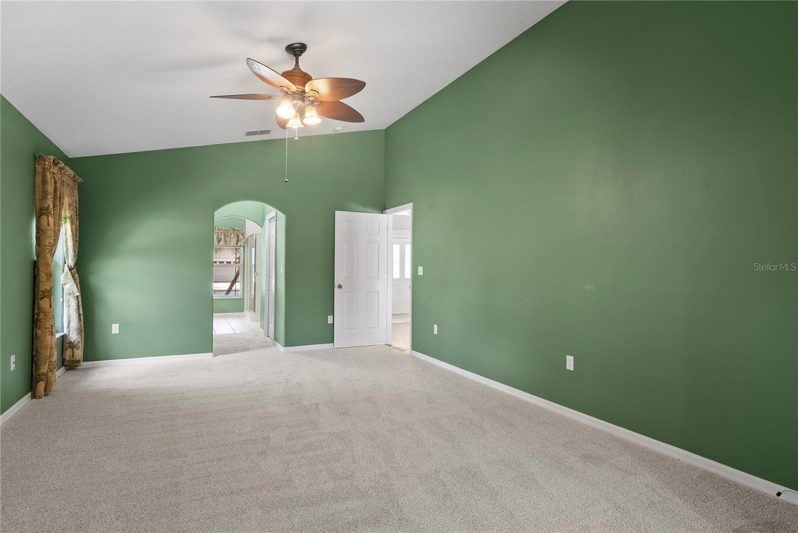 EAST LAKE RESV NARCOOSSEE UNIT 01 - Residential