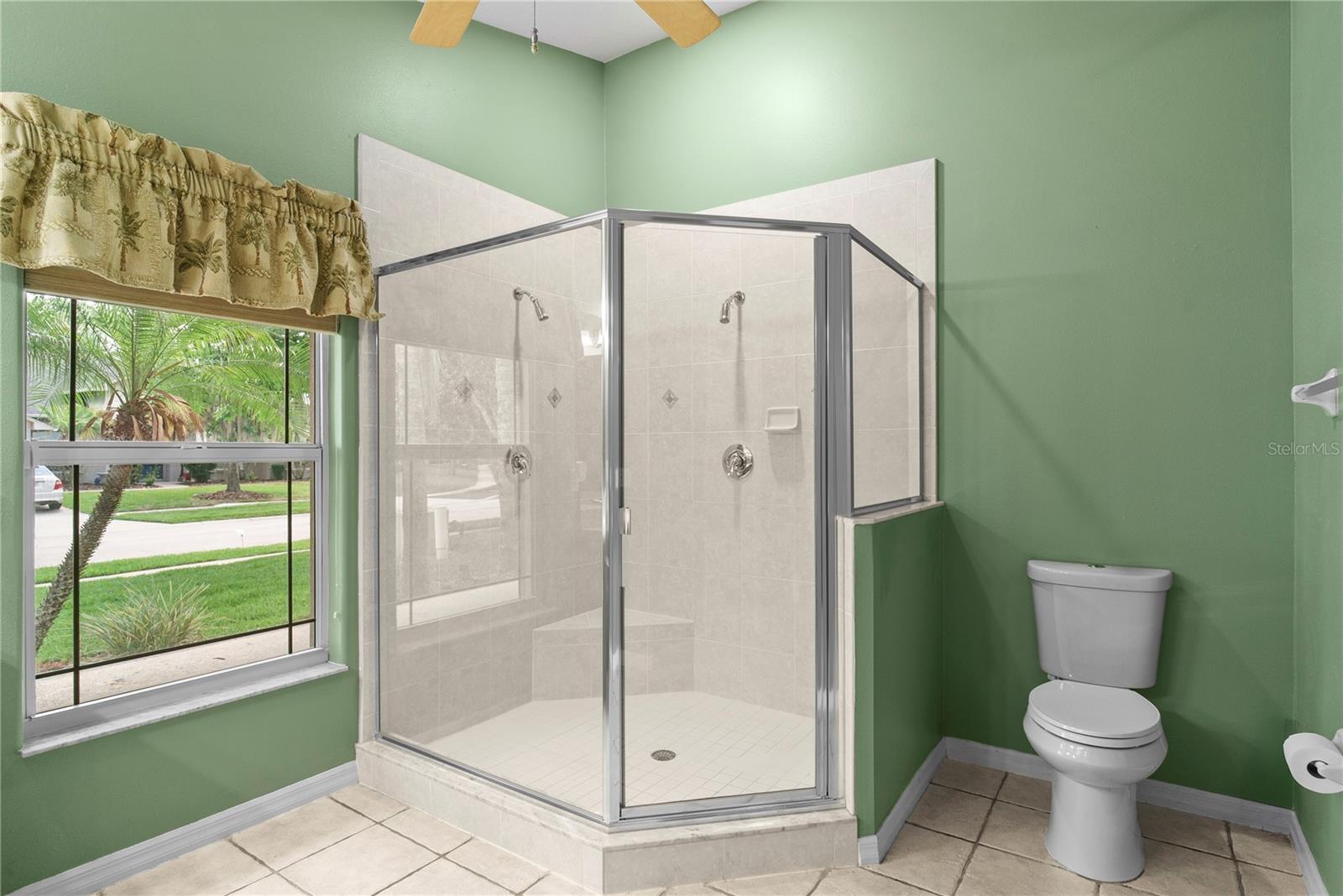EAST LAKE RESV NARCOOSSEE UNIT 01 - Residential