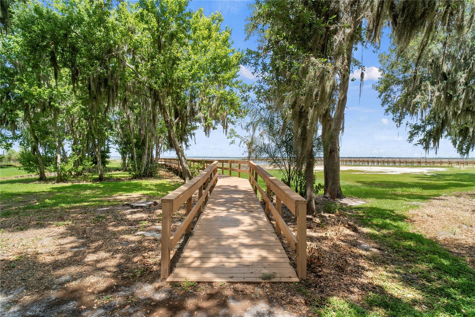 EAST LAKE RESV NARCOOSSEE UNIT 01 - Residential