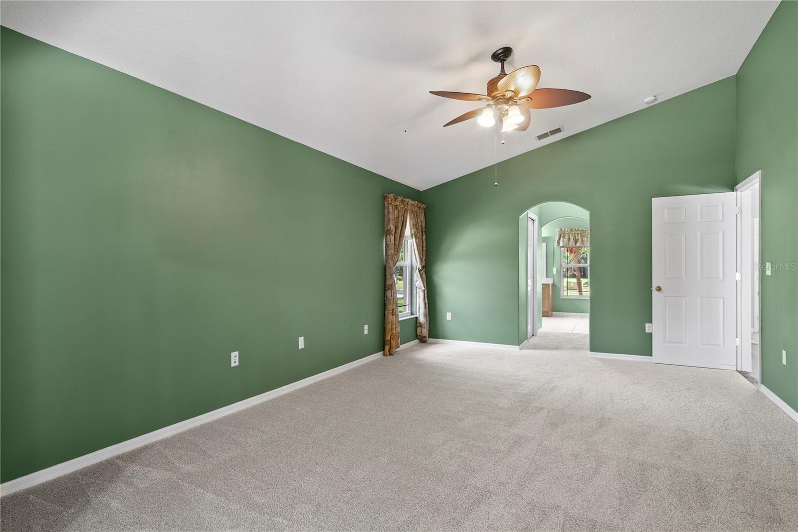 EAST LAKE RESV NARCOOSSEE UNIT 01 - Residential