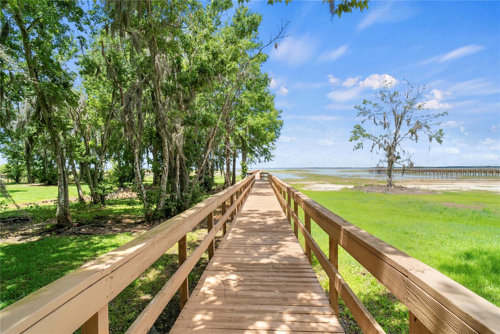 EAST LAKE RESV NARCOOSSEE UNIT 01 - Residential