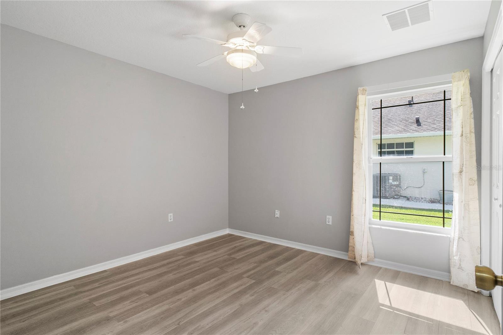 EAST LAKE RESV NARCOOSSEE UNIT 01 - Residential