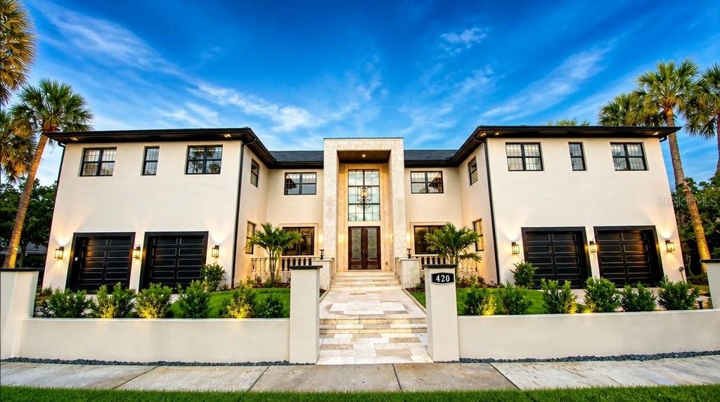 Photo of 420 S Royal Poinciana Drive, Tampa, FL 33609 (MLS # TB8514145)