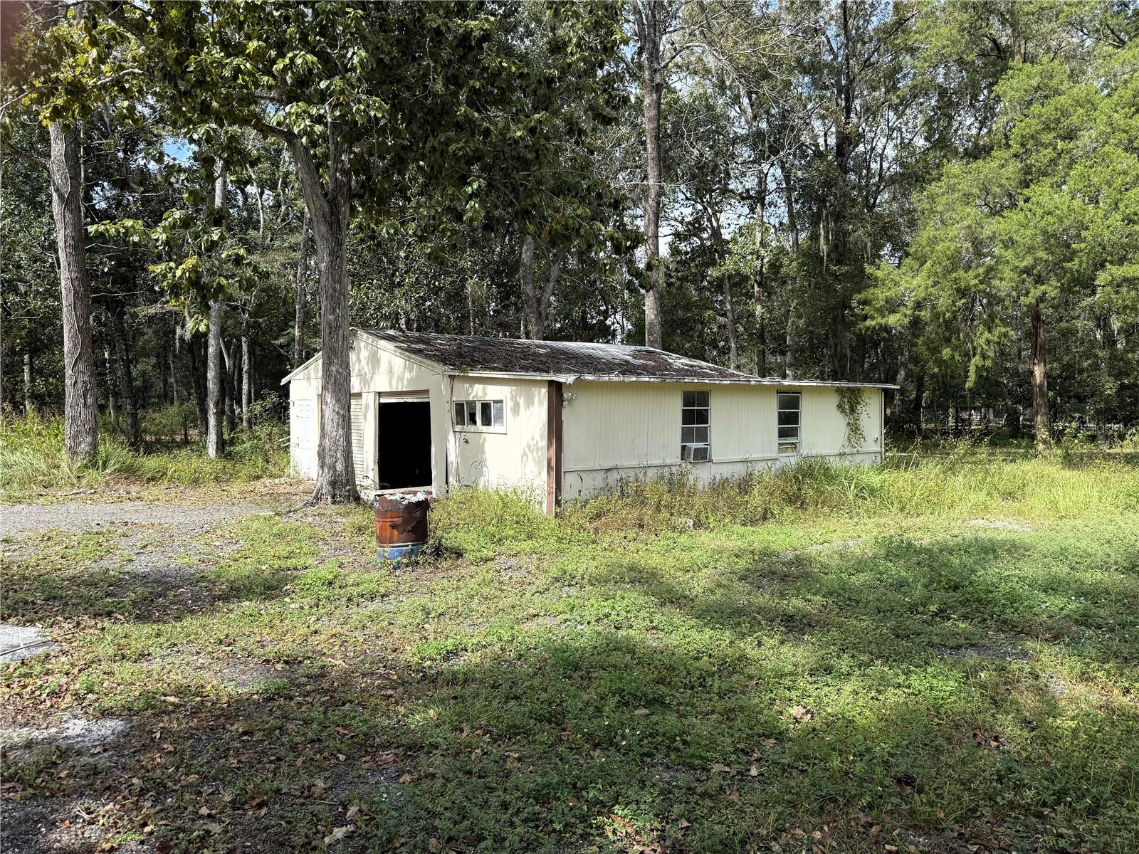 W1/2 OF SE1/4 OF NW1/4 OF NE1/4 ORB 398 PGS 164 & - Residential