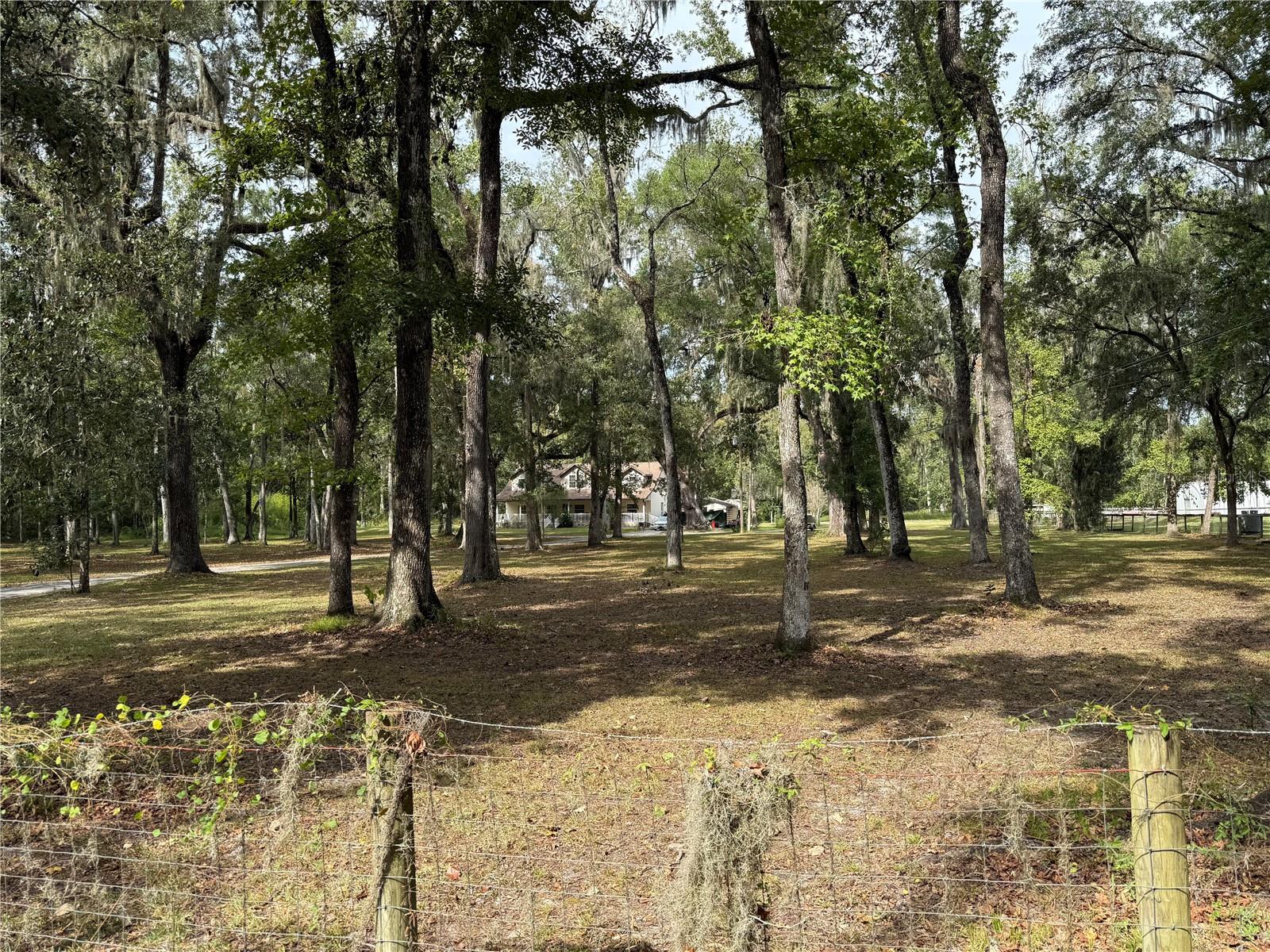 W1/2 OF SE1/4 OF NW1/4 OF NE1/4 ORB 398 PGS 164 & - Residential