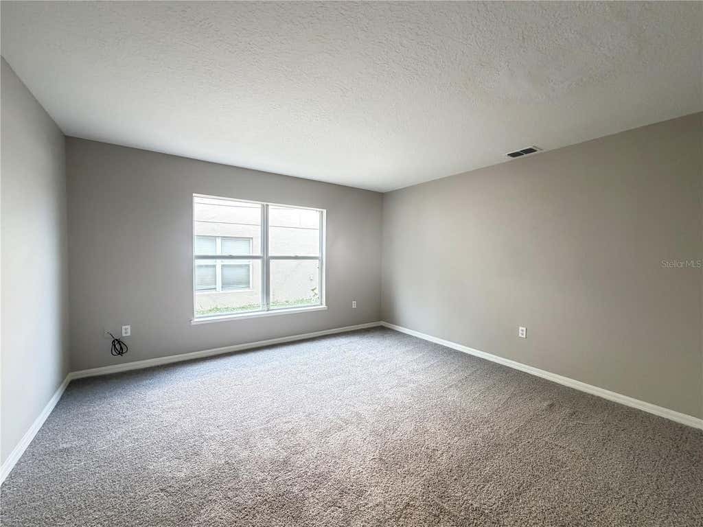 Photo of 1624 Sterns Drive, Leesburg, FL 34748 (MLS # O6425853)