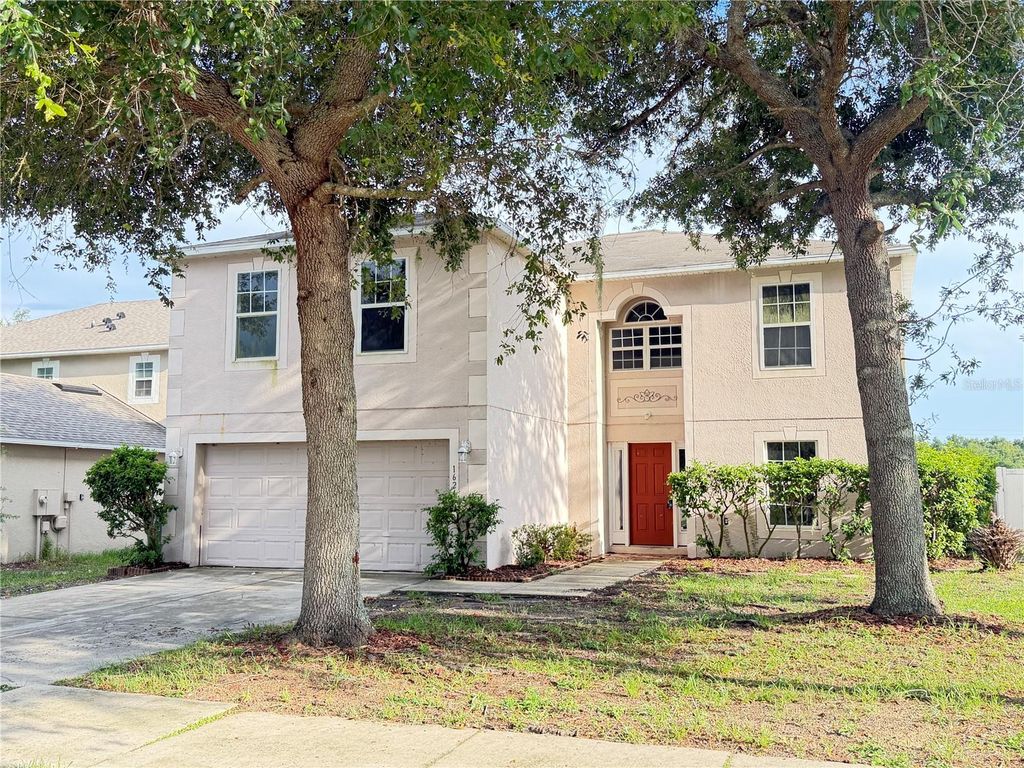 Photo of 1624 Sterns Drive, Leesburg, FL 34748 (MLS # O6425853)