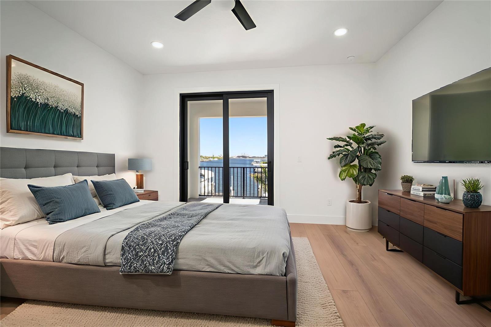 MARINA VILLAGE - Residential