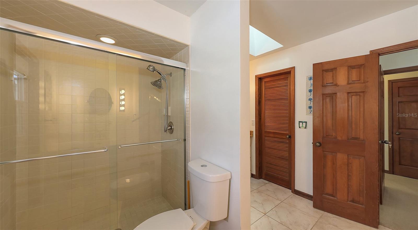 COUNTRY CLUB OF SARASOTA THE - Residential