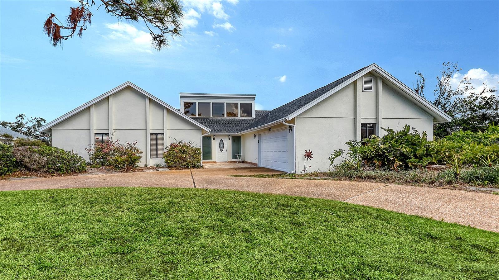 3837 TORREY PINES BOULEVARD