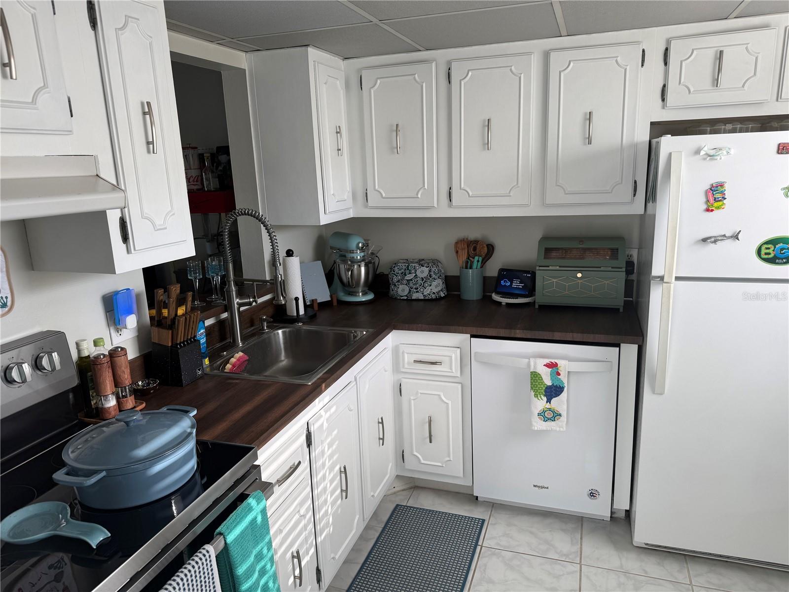 WATERS EDGE 2 CONDO - Residential