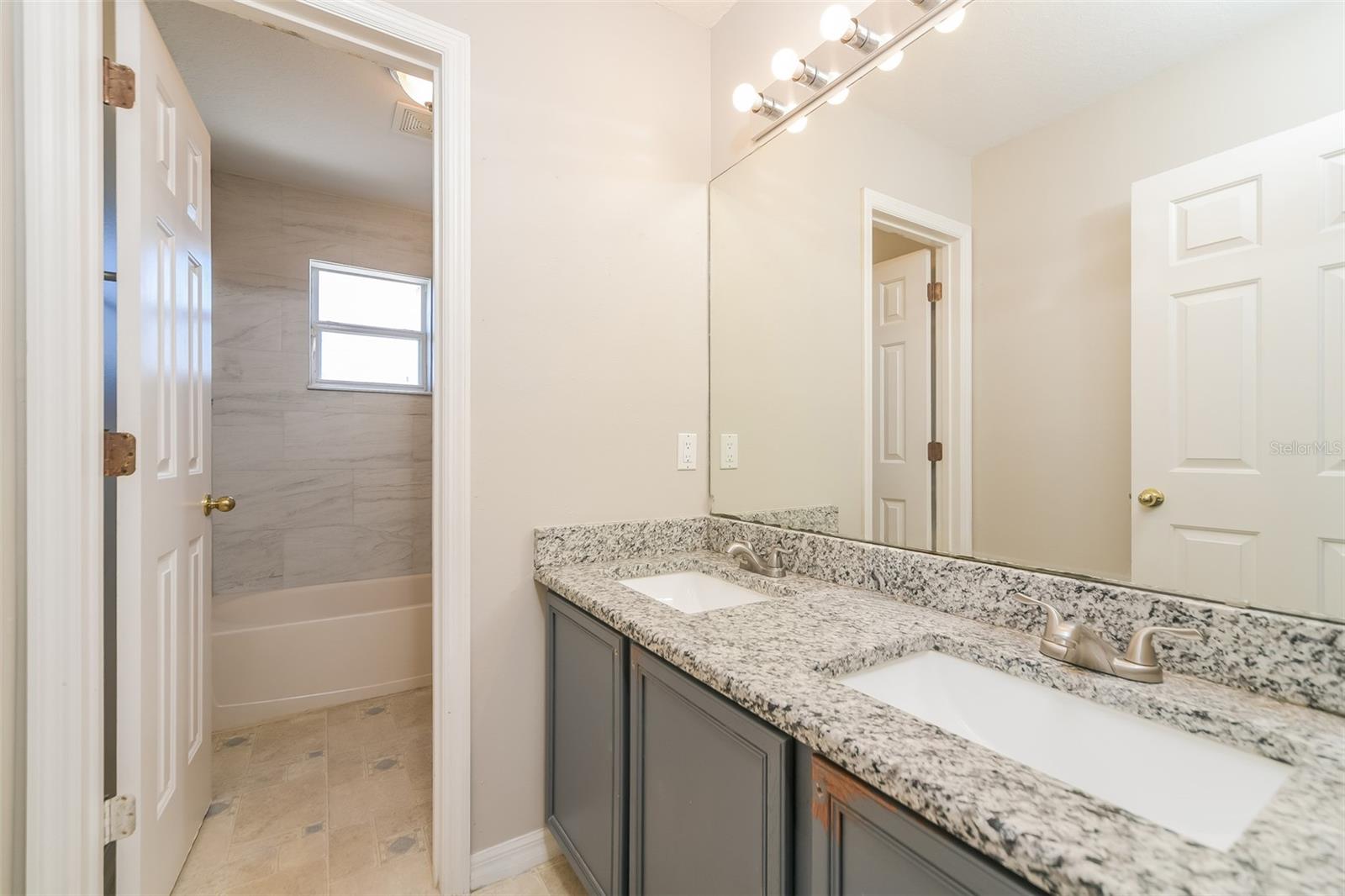 BANYAN COVE AT CYPRESS WOODS - Residential