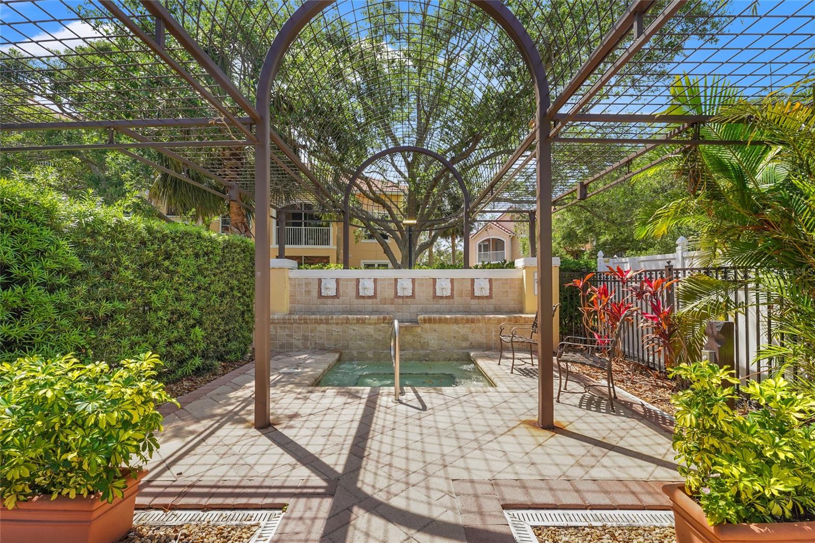 BELLA VILLINO II - Residential