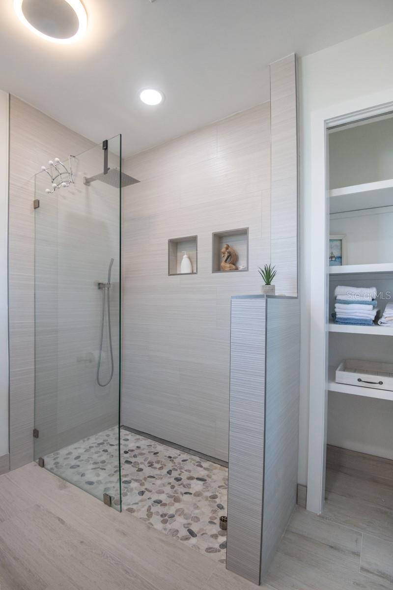 PUNTA GORDA ISLES SEC 14 - Residential Lease